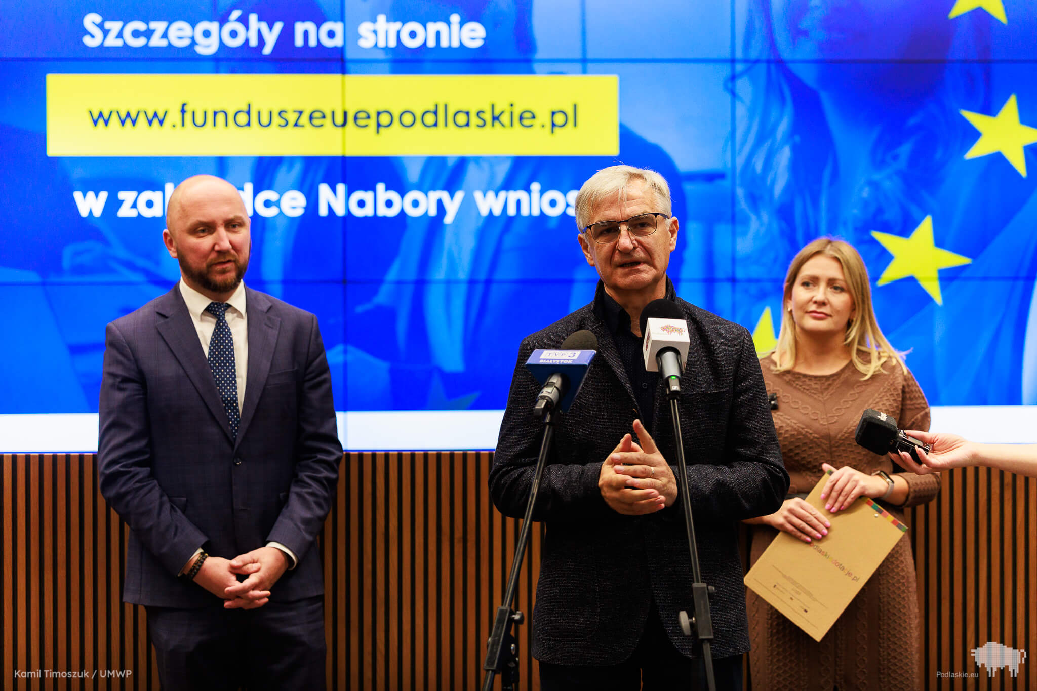 Członek Zarządu Bogdan Dyjuk zabiera głos podczas konferencji prasowej