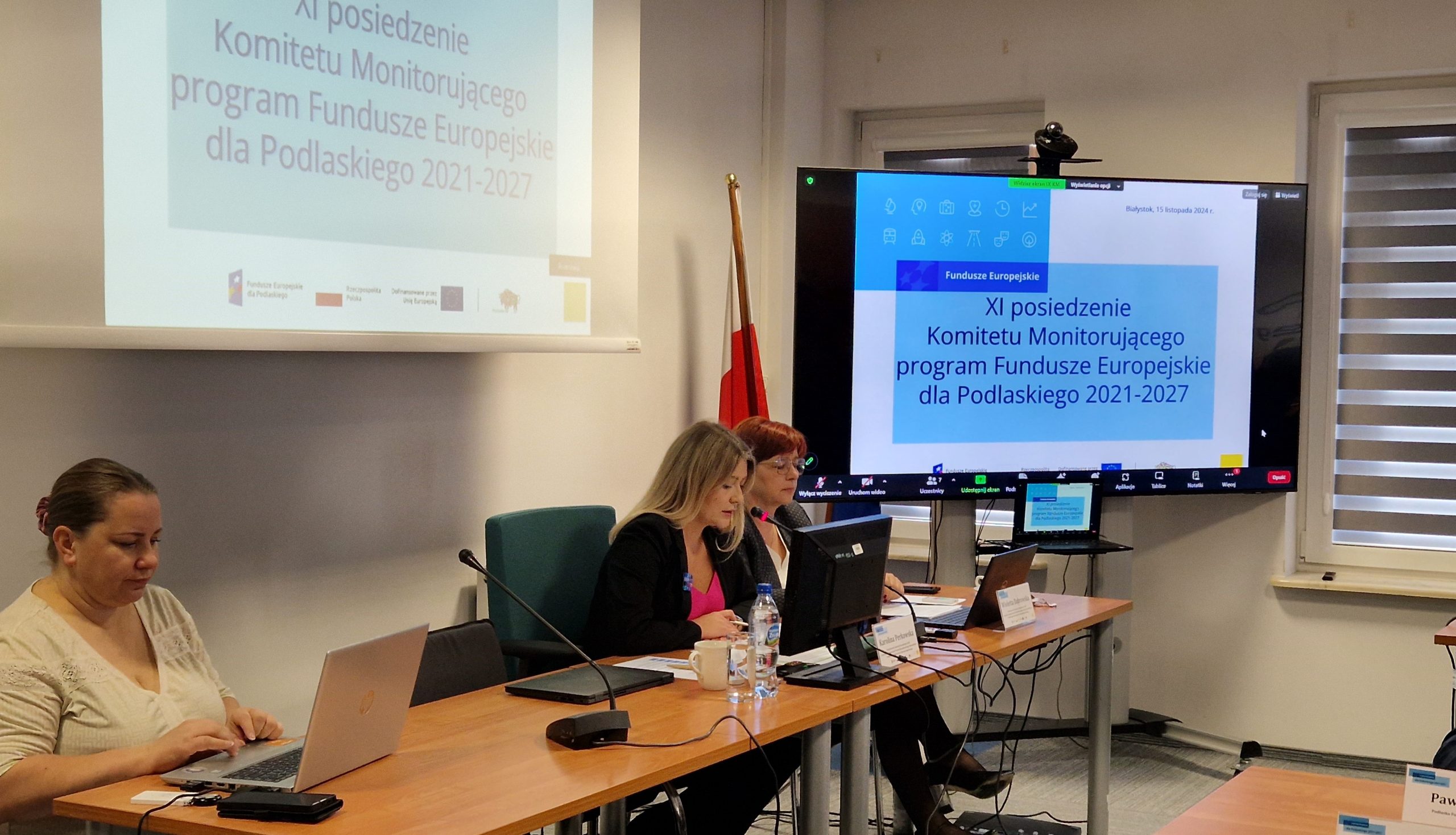 Prowadzący spotkanie Komitetu Monitorującgo