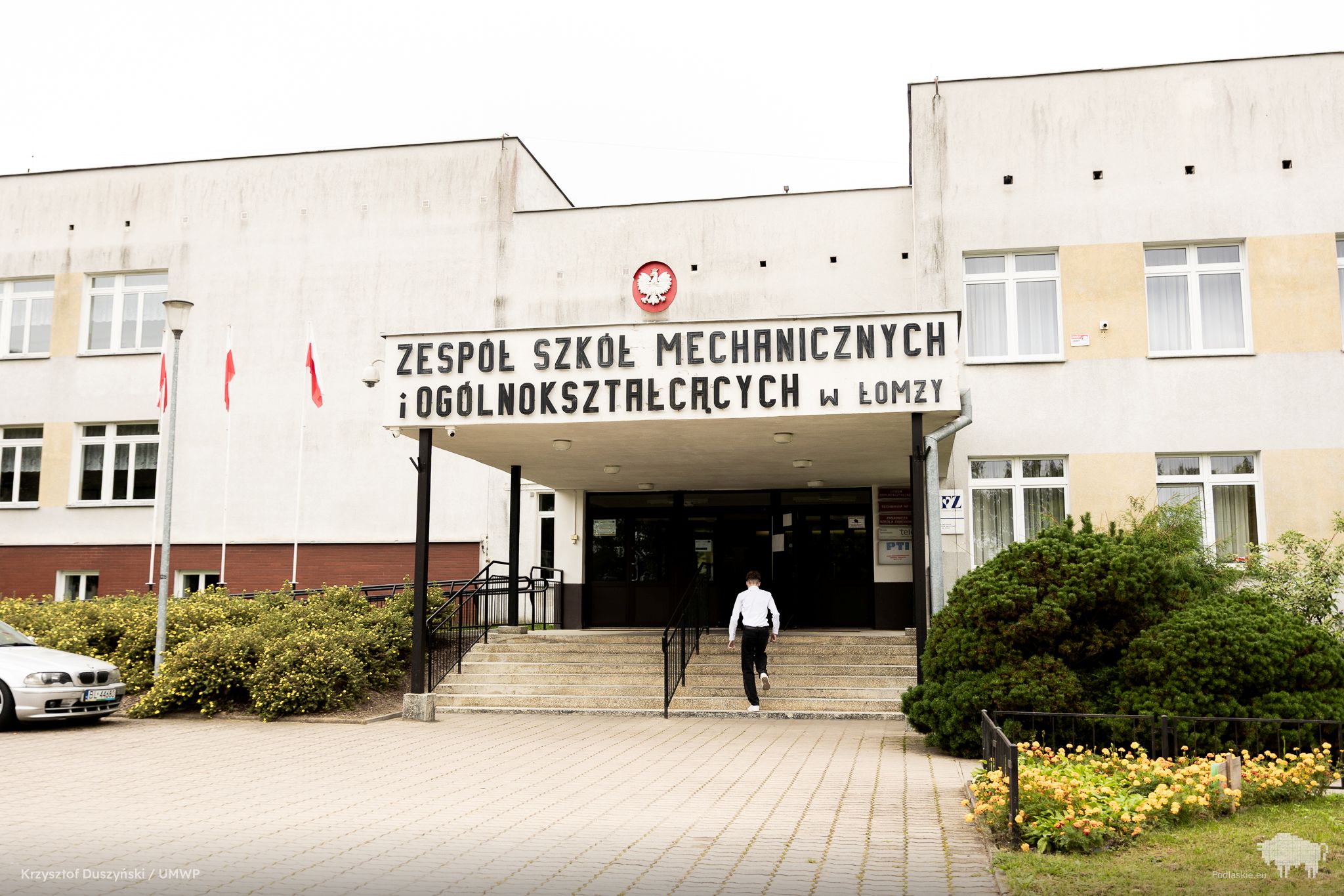Budynek szkoły.