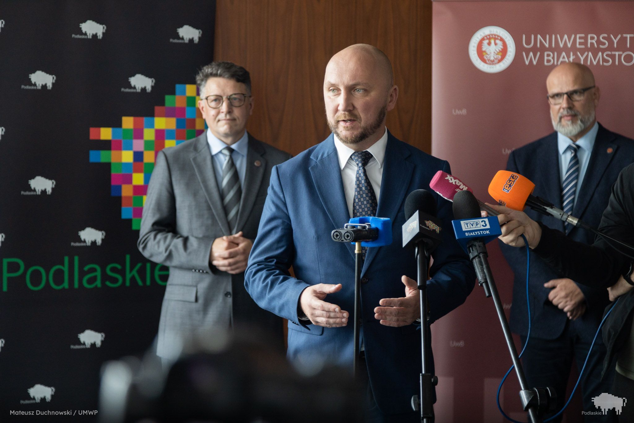 Przemówienie Pana do zgromadzonych osób.
