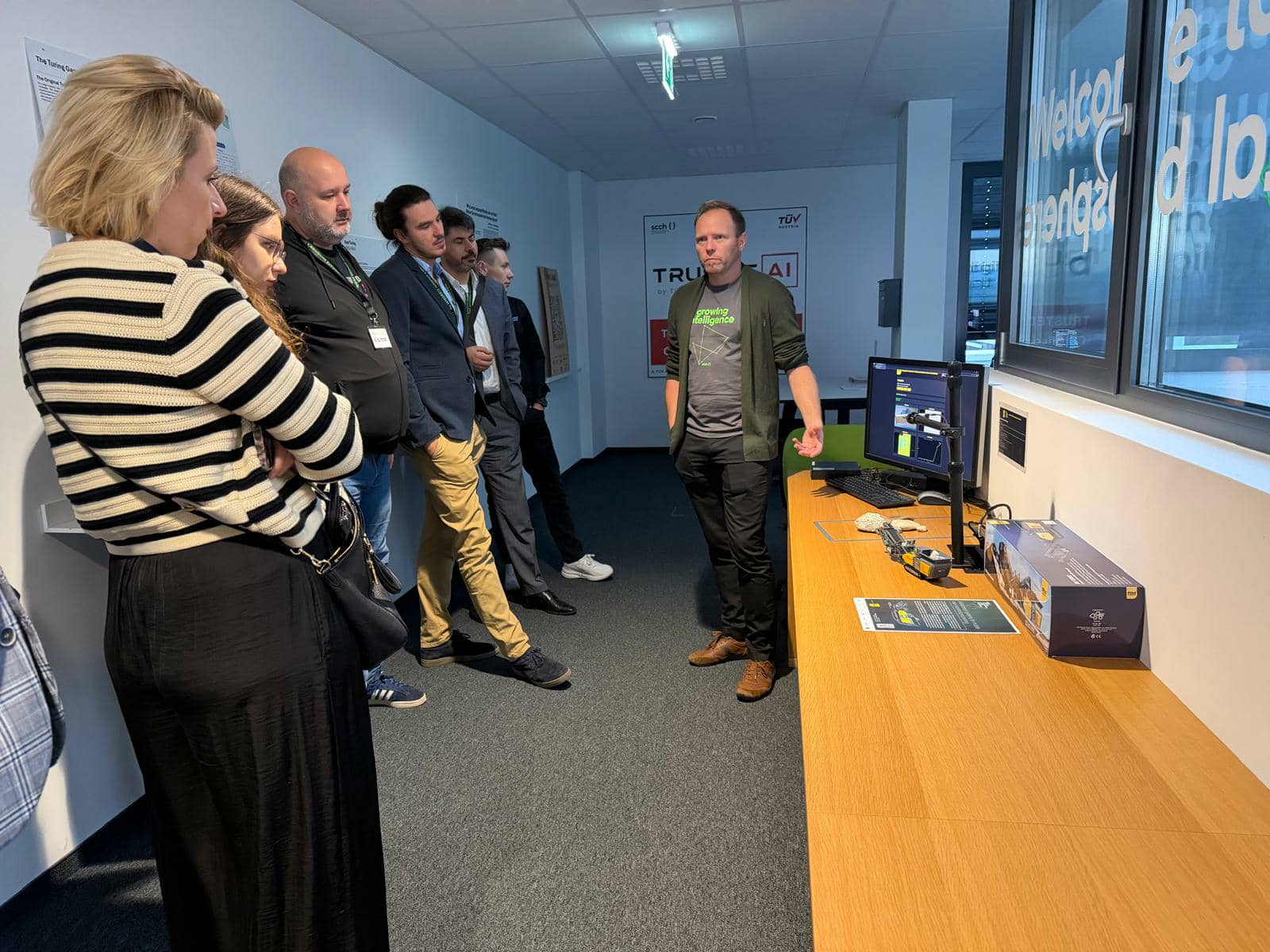 Grupa osób podczas wizyty studyjnej