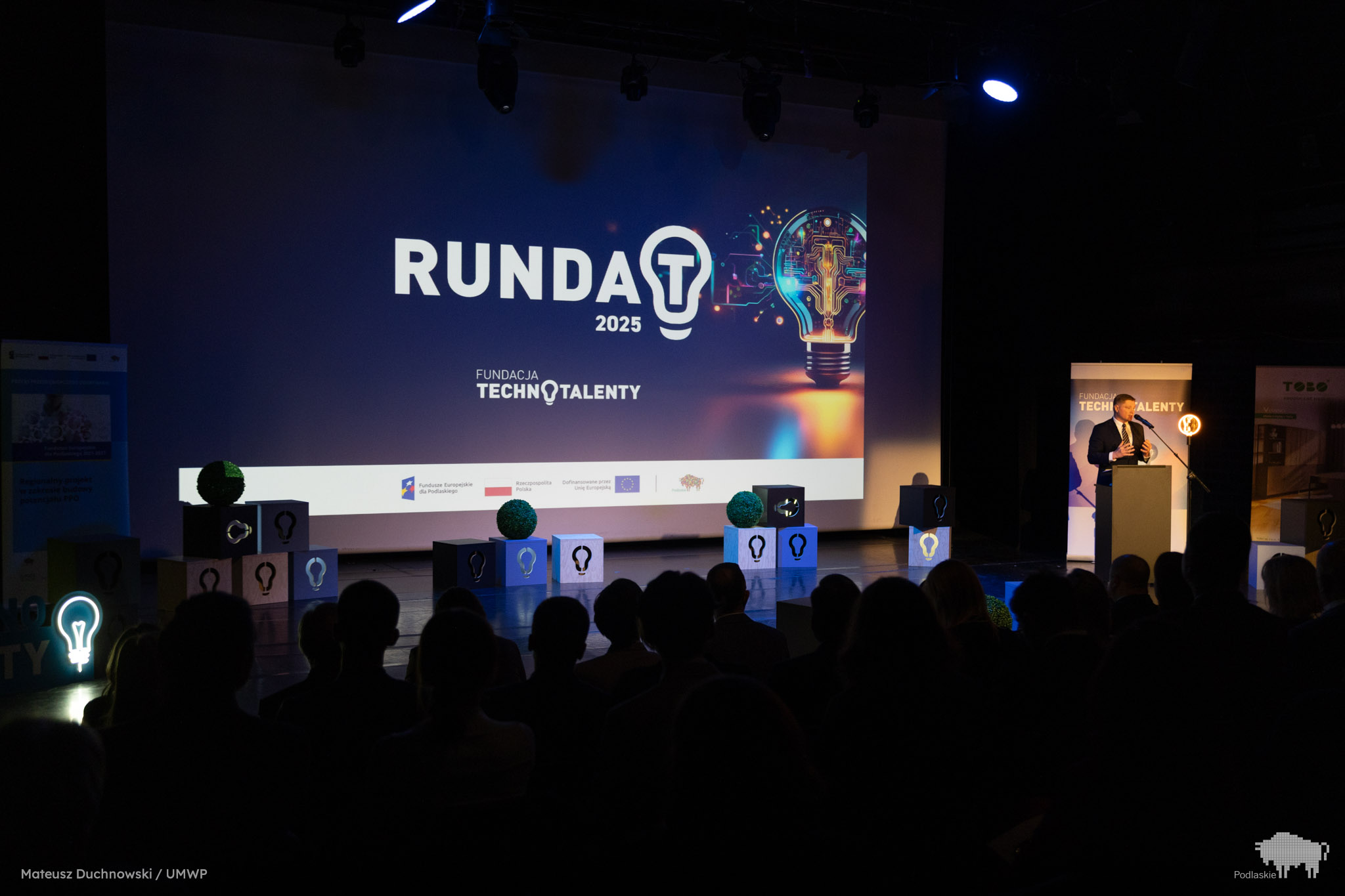 Przemówienie Pana do zgromadzonych osób.