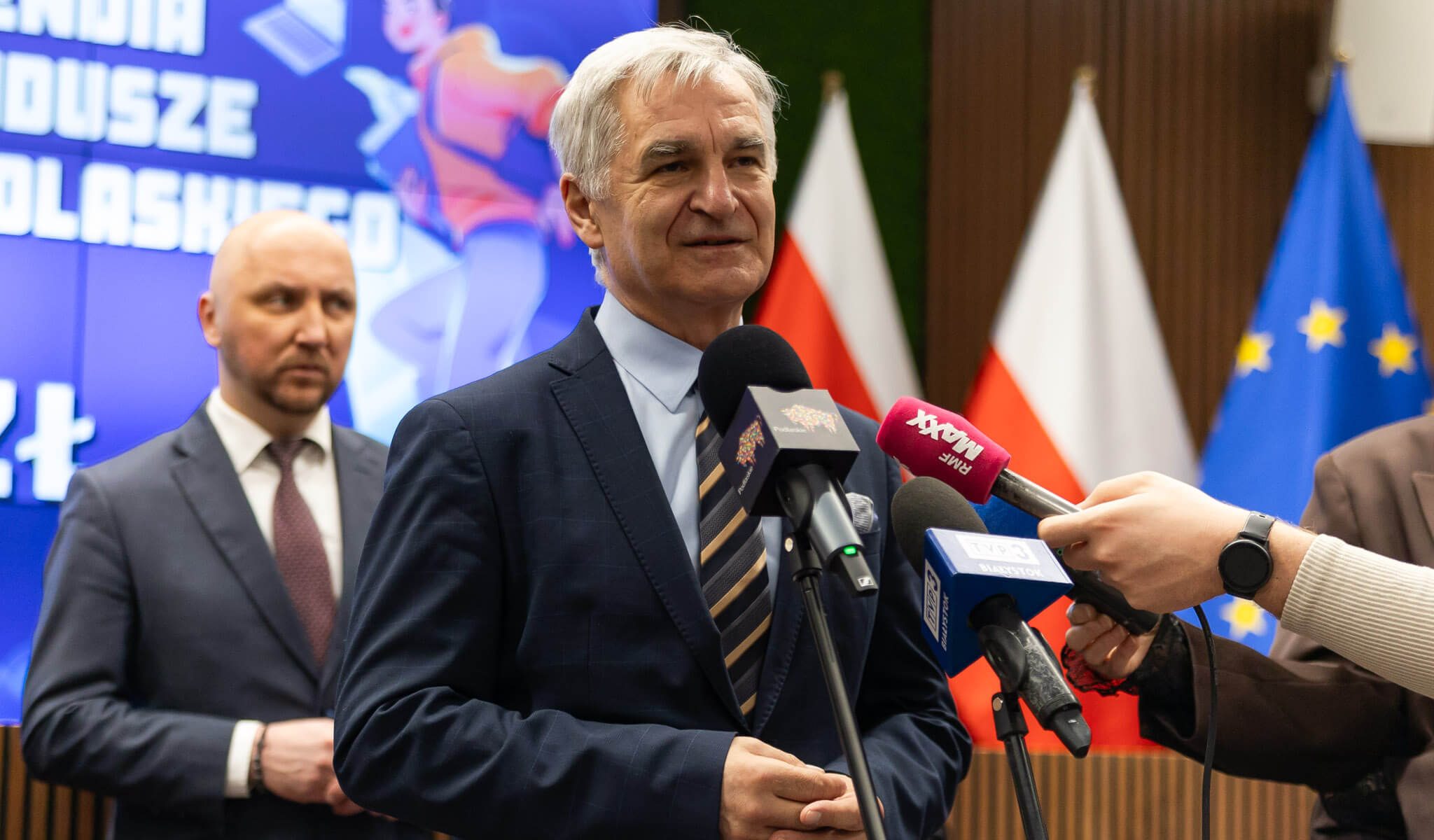 Członek Zarządu Bogdan Dyjuk zabiera głos podczas konferencji prasowej