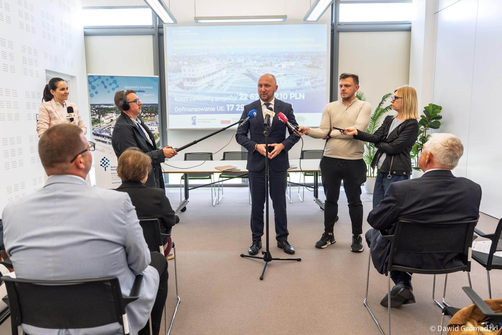 Marszałek Łukasz Prokorym zabiera głos
