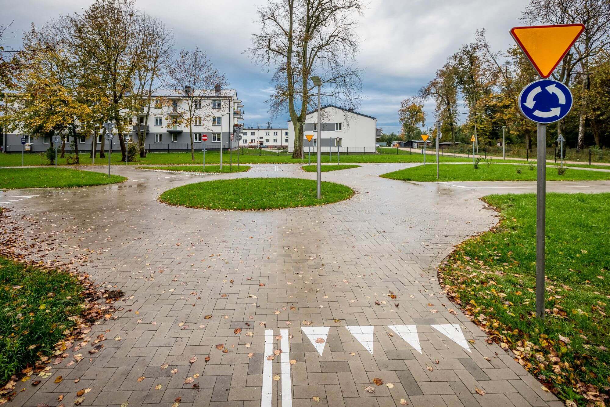 Rondo w miasteczku ruchu drogowego w Sokółce