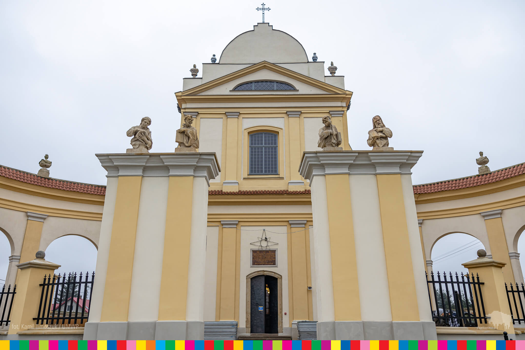 Fasada kościoła w Tykocinie
