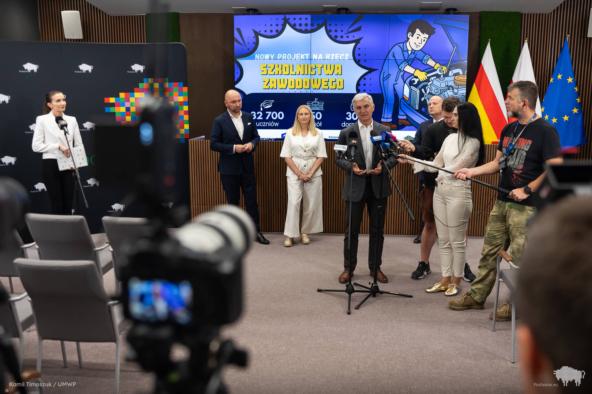 Członek Zarządu Bogdan Dyjuk zabiera głos podczas konferencji prasowej